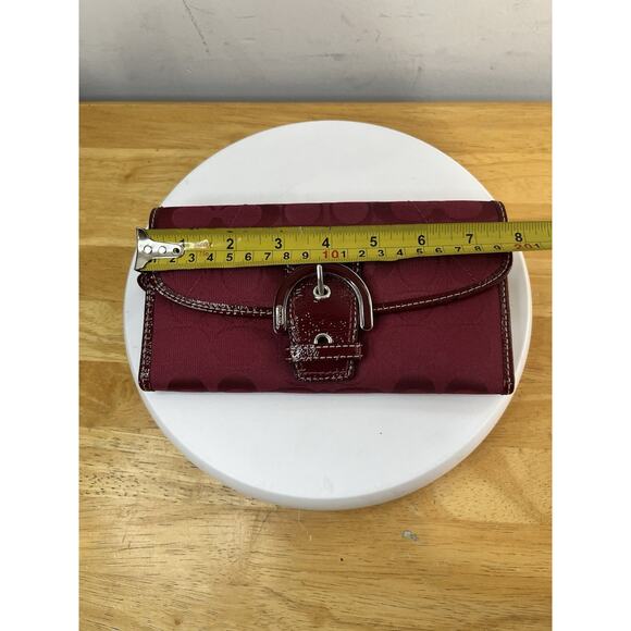 Coach Signature Red Canvas Buckle Credit Card ID Wallet - Picture 3 of 6